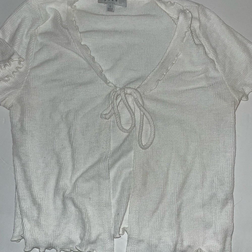 White Gaze Tie-Front Crop Top Size Small